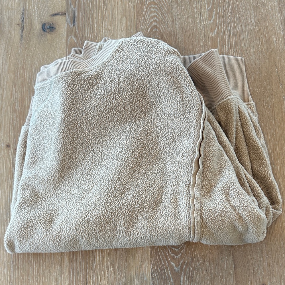 American Eagle Oversized Tan Women's Sweatshirt - Picture 6 of 9